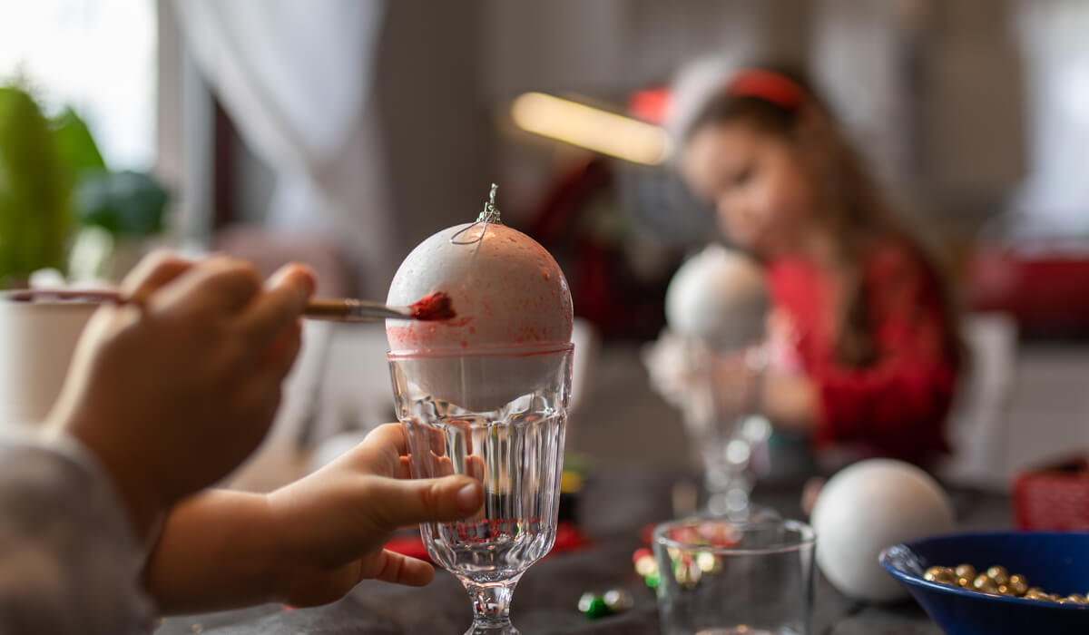 Scopri di più sull'articolo NATALE, FAMIGLIE E LOCALI: IDEE A MISURA DI BAMBINO